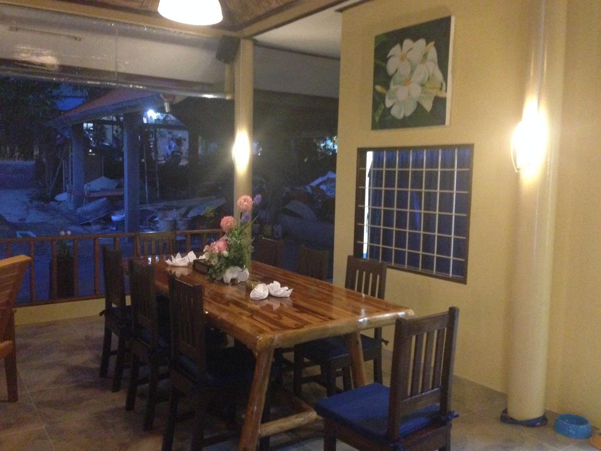 Flower Paradise Bungalows & Swiss Restaurant Roestiland Lamai Beach  Exterior photo