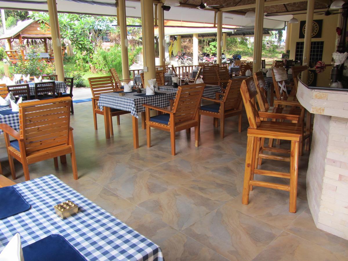 Flower Paradise Bungalows & Swiss Restaurant Roestiland Lamai Beach  Exterior photo